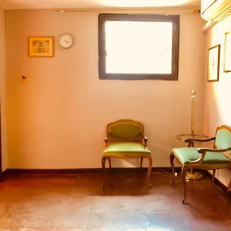 Domus Beatrice Cenci Apartment